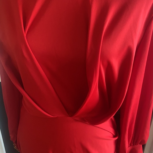 Red dress...to impress - Picture 3 of 11